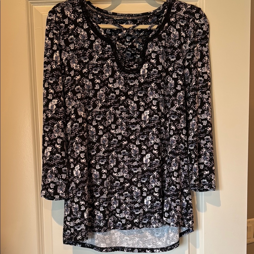 Floral Black and White Long Sleeve Top